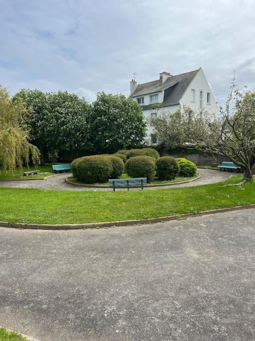 Bel Appartement De Bord De Mer Avec Veranda Roscoff Luaran gambar