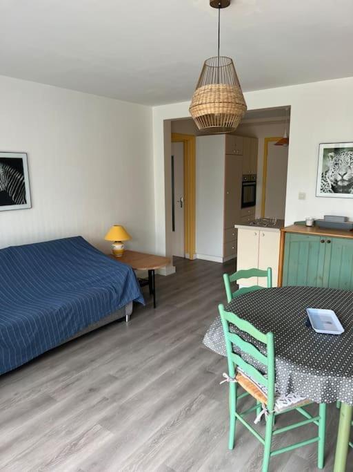 Bel Appartement De Bord De Mer Avec Veranda Roscoff Luaran gambar